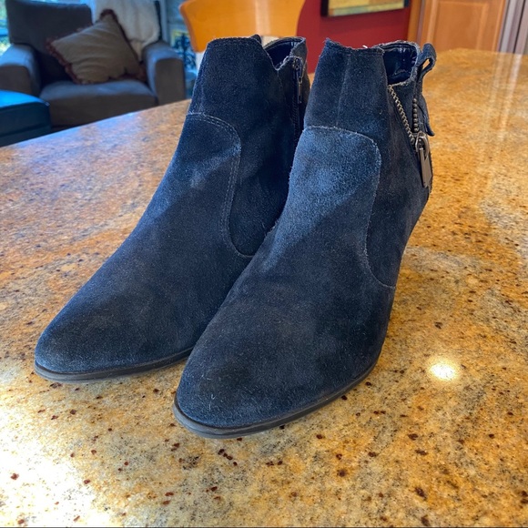 CROWN VINTAGE Navy Blue Suede Zippered Booties